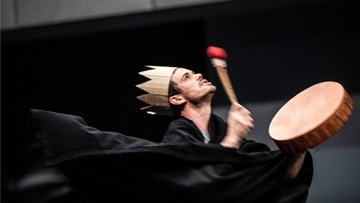 10 LES POSSÉDÉS DILLFURTH